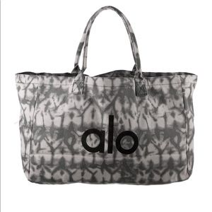 New Alo  Yoga Tote Bag